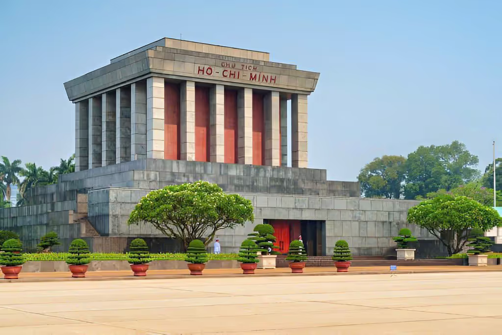 Hanoi Private Tour - Ho Chi Minh Mausoleum