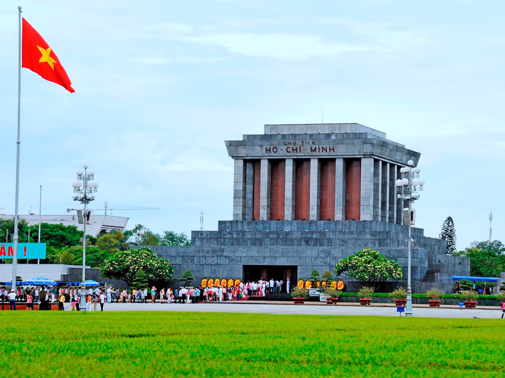 Hanoi Private Tour - Ho Chi Minh Mausoleum