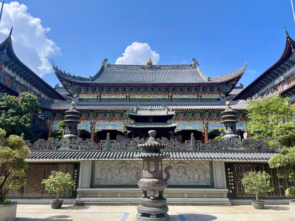 Shenzhen Private Tour - Dongshan Temple