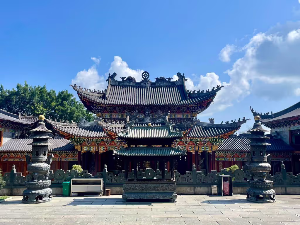 Shenzhen Private Tour - Dongshan Temple