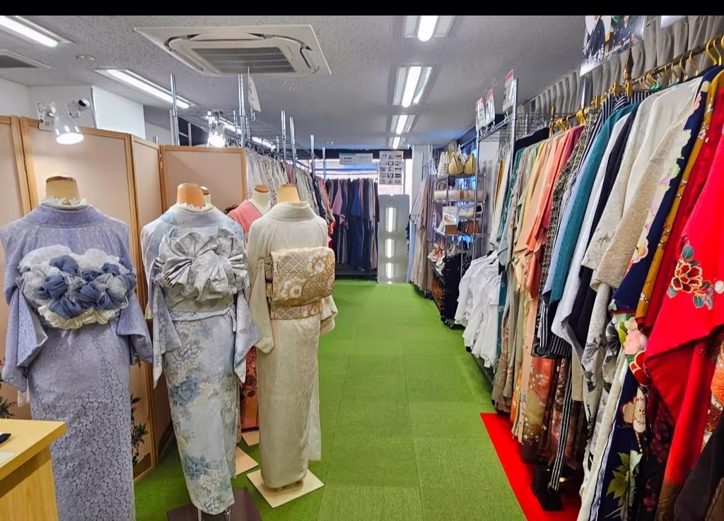 Kanagawa Private Tour - Kimono rental shop