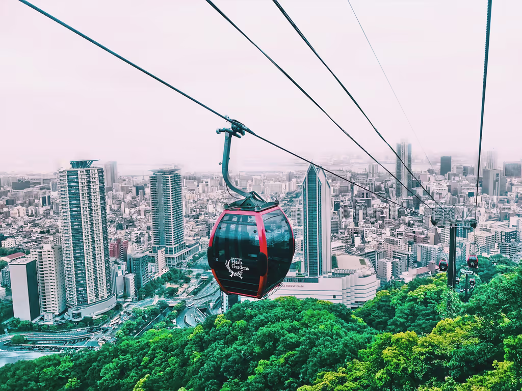 Kobe Private Tour - Nunobiki Ropeway above Kobe — Photo: Mark Pegrum, CC BY-SA 2.0, via Wikimedia Commons.