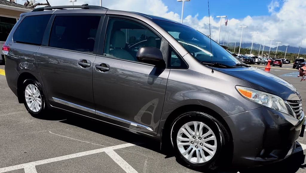 Honolulu Private Tour - Transportation vehicle