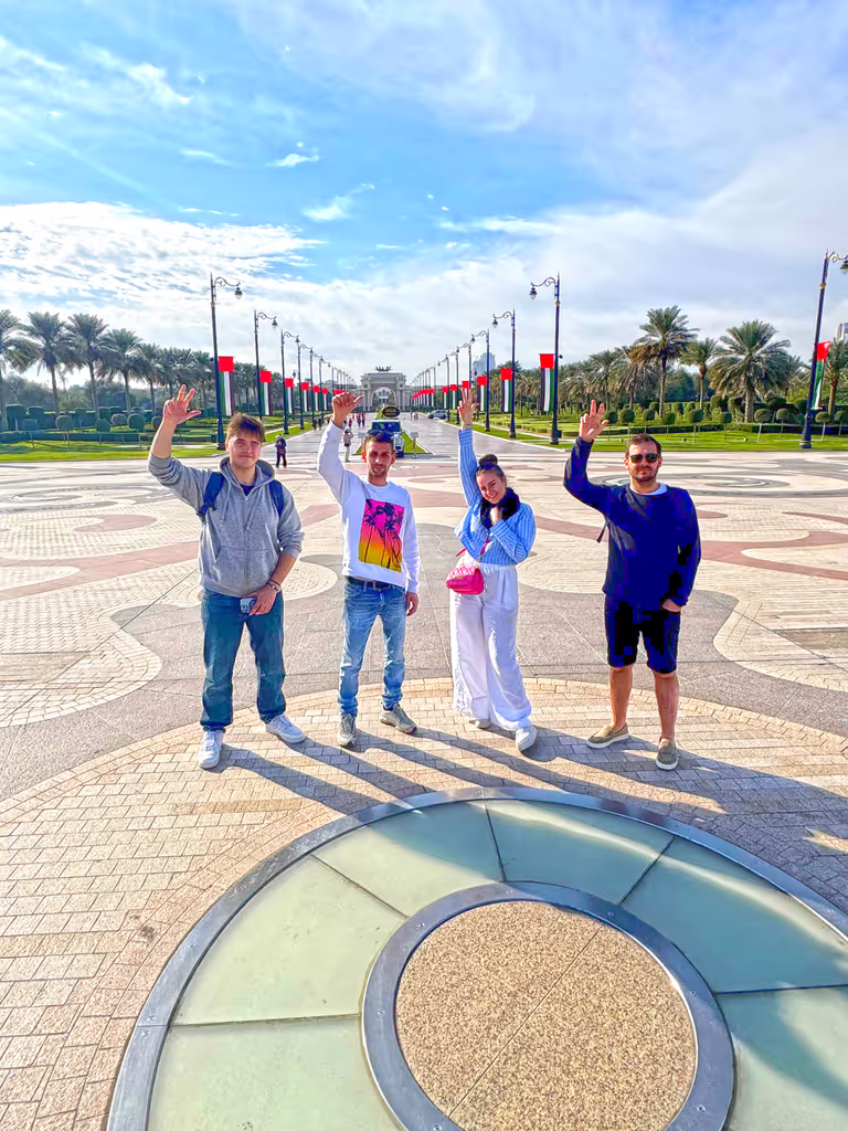 Abu Dhabi Private Tour - Zabeel Palace
