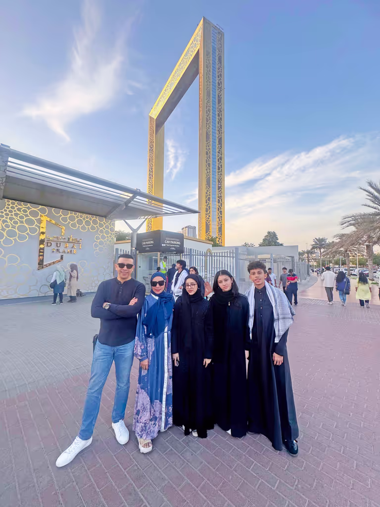 Abu Dhabi Private Tour - Dubai Frame
