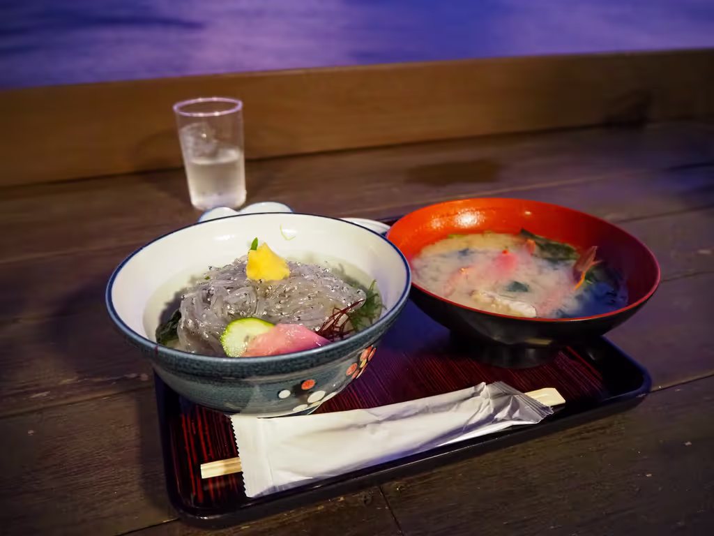 Kamakura Private Tour - Uomi-tei restaurant in Enoshima