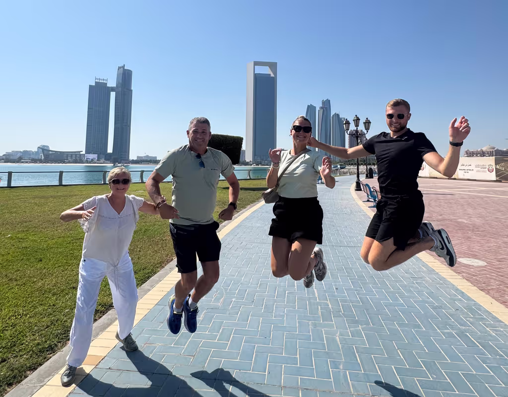Dubai Private Tour - Abu Dhabi Corniche