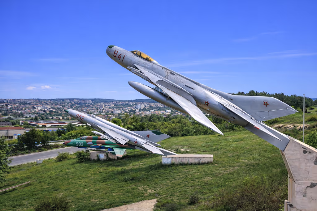 Veliko Turnovo Private Tour - Omurtag Aviation Park