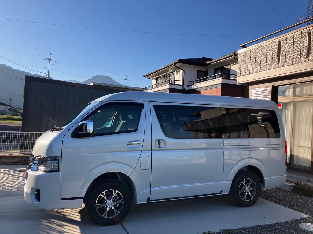 Nagano Private Tour - Toyota HiAce Wagon