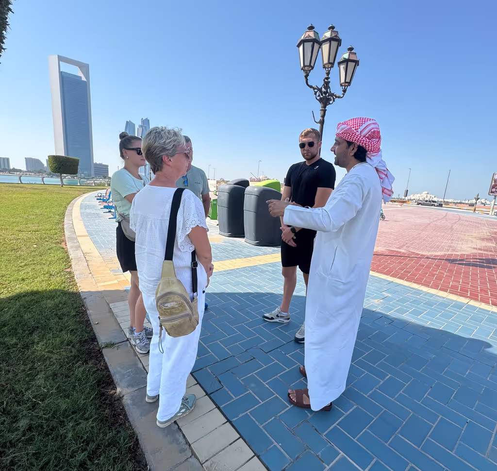 Abu Dhabi Private Tour - Abu Dhabi Corniche