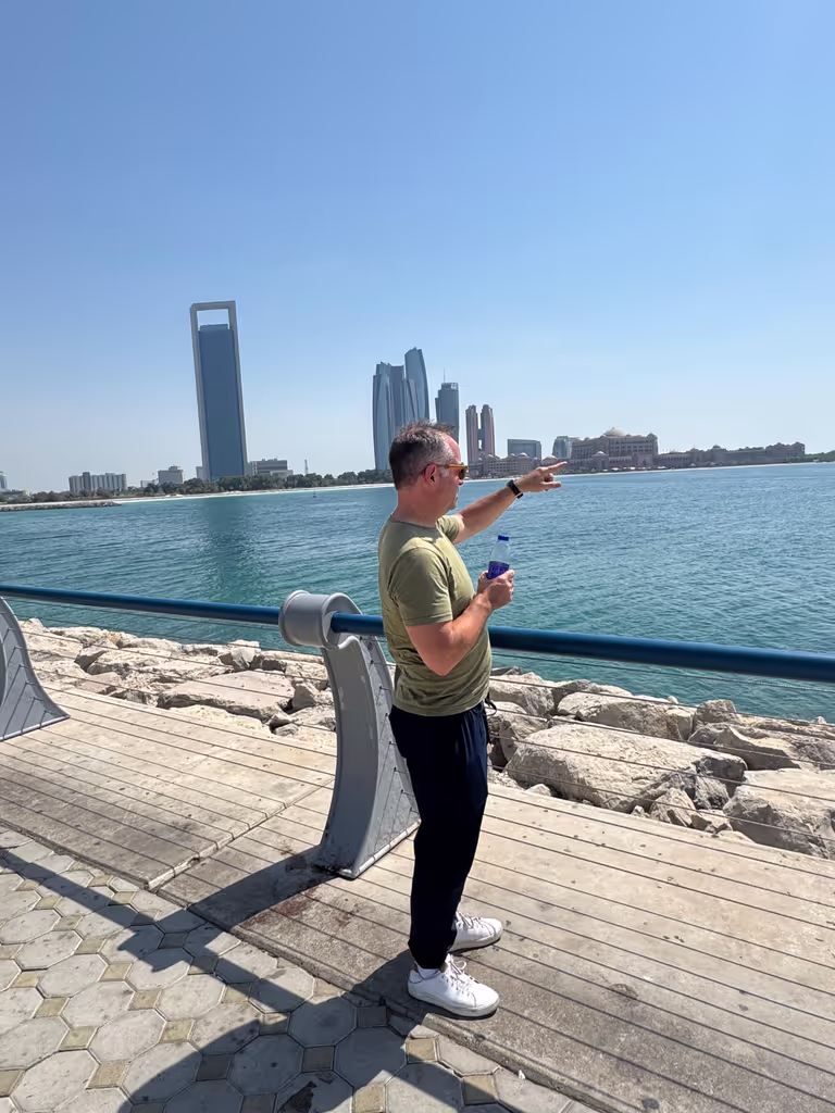 Abu Dhabi Private Tour - Abu Dhabi Corniche