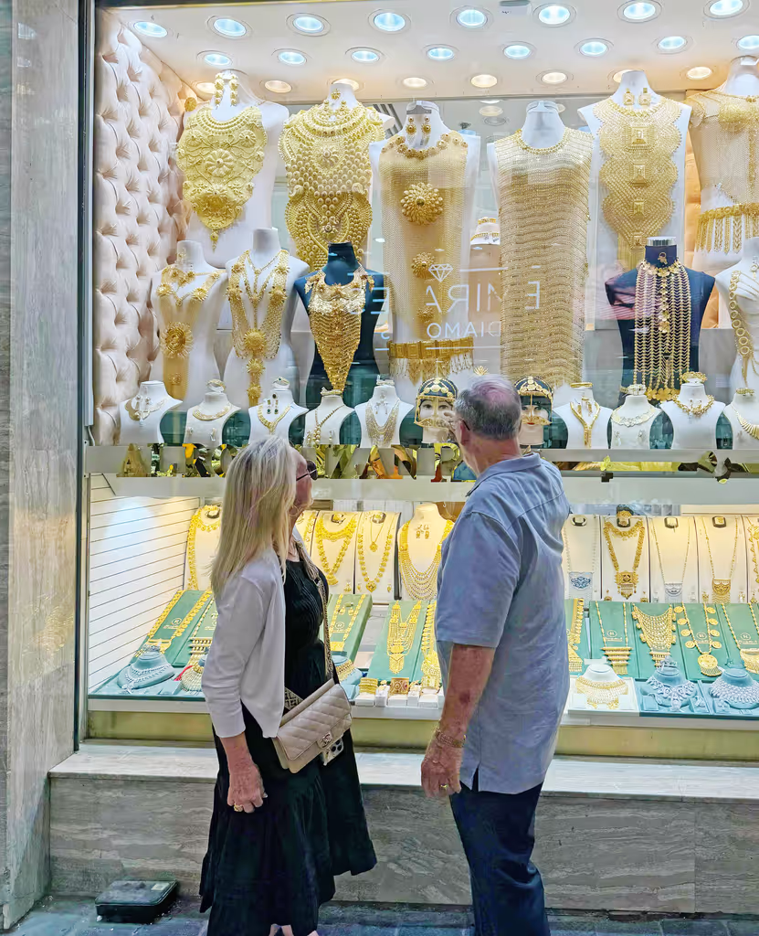 Abu Dhabi Private Tour - Zayed Gold Center