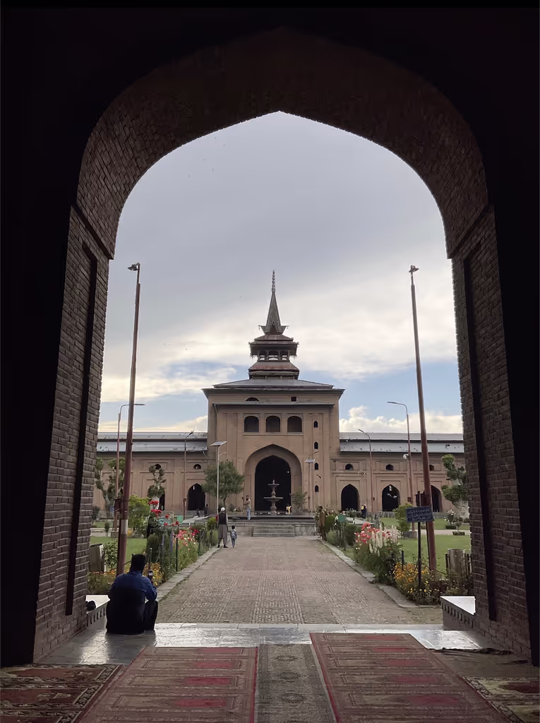 Jammu and Kashmir Private Tour - 