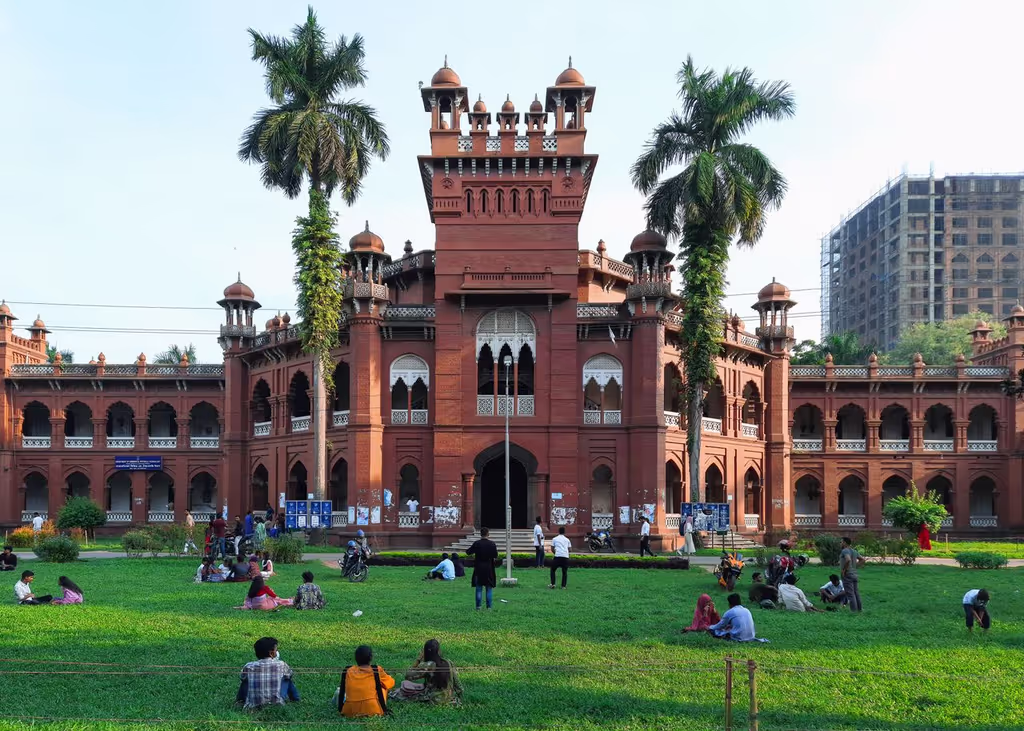 Dhaka Private Tour - Curzon Hall Dhaka