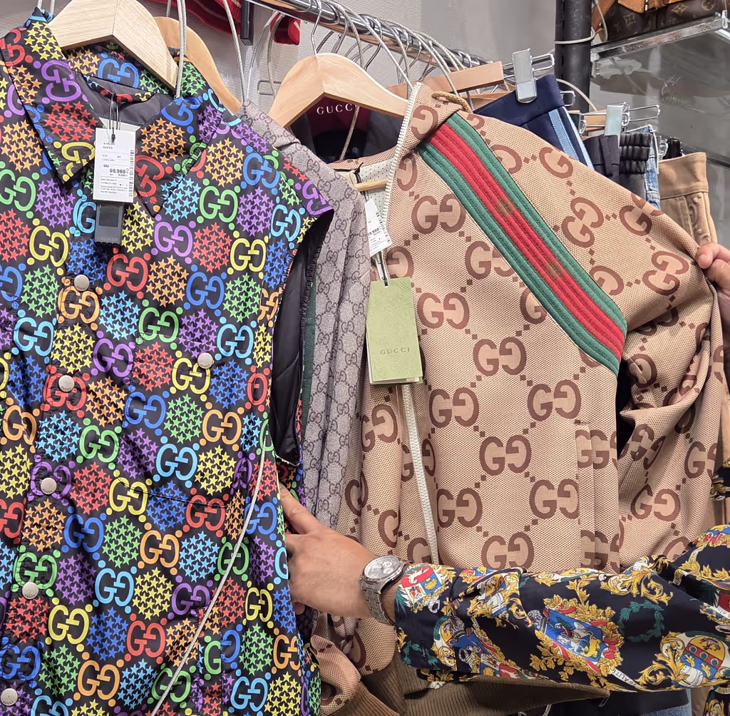 Osaka Private Tour - Vintage clothes