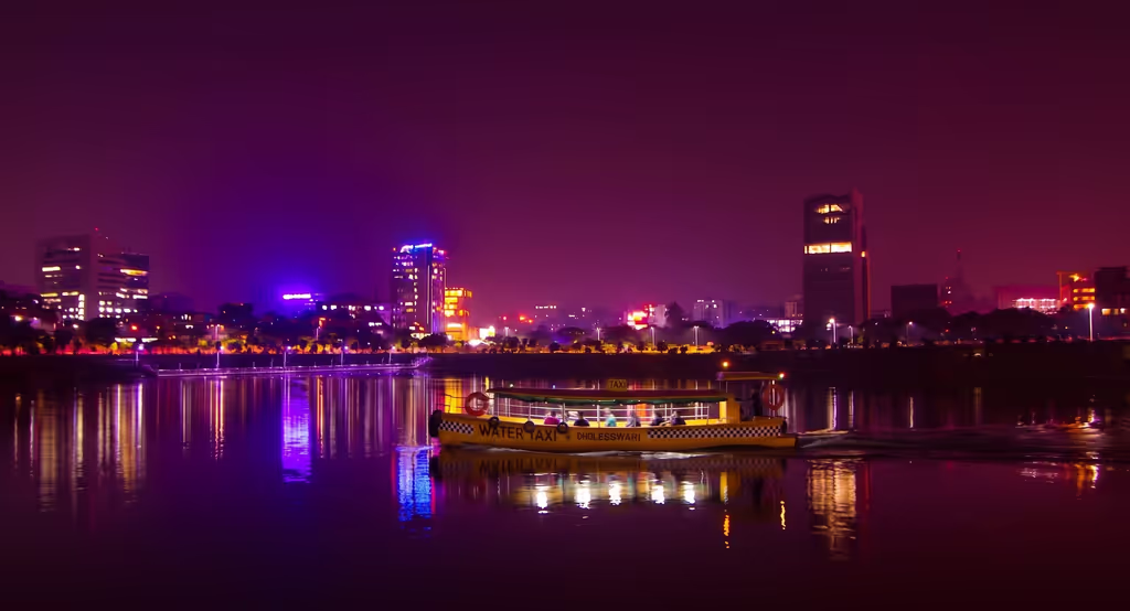 Dhaka Private Tour - Hatirjheel Water Taxi Ride