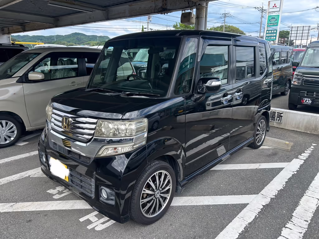 Fukuoka Private Tour - Private vehicle: N-BOX