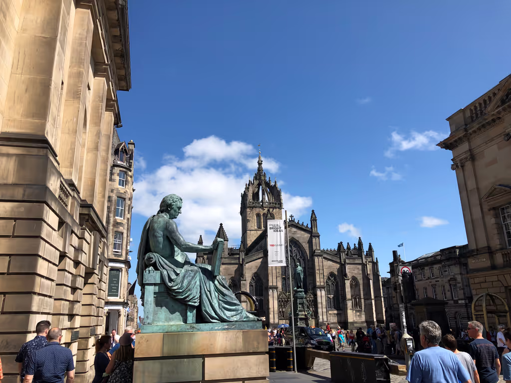 Edinburgh Private Tour - David Hume Statue