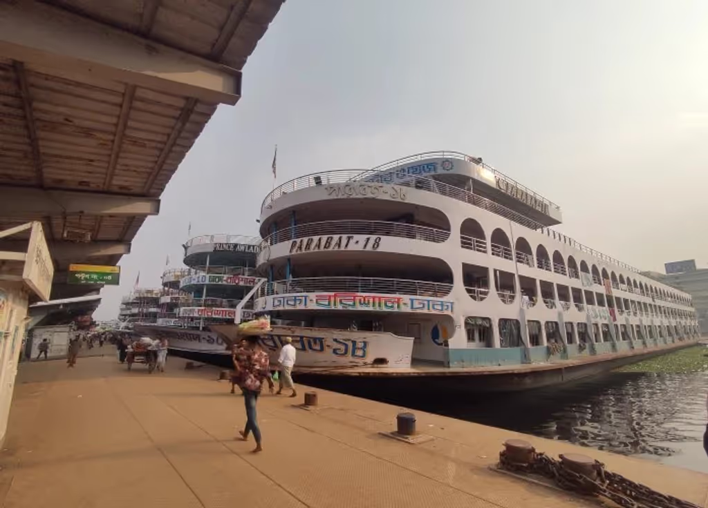 Dhaka Private Tour - Sadarghat River Port