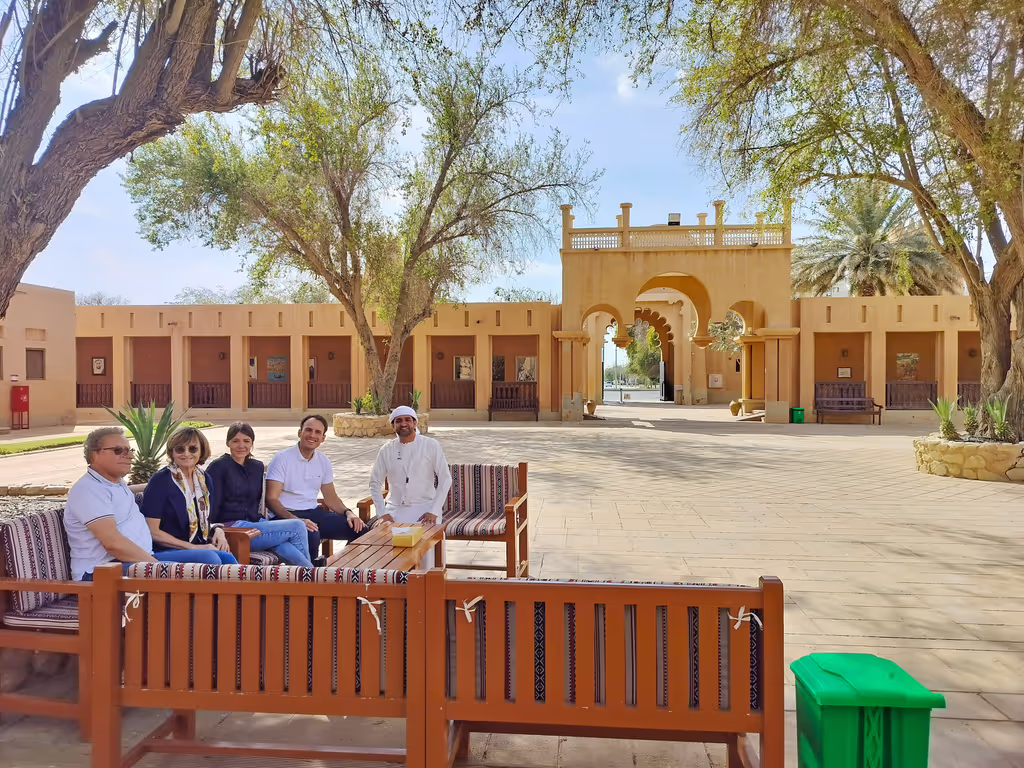 Abu Dhabi Private Tour - Al Ain Palace