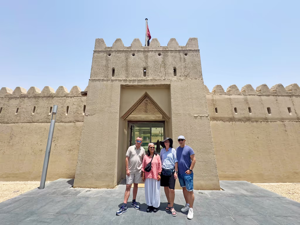 Dubai Private Tour - Qasr Al Muwaiji