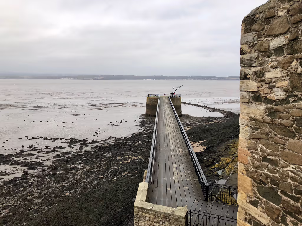 Edinburgh Private Tour - Pier of Blackness Castle