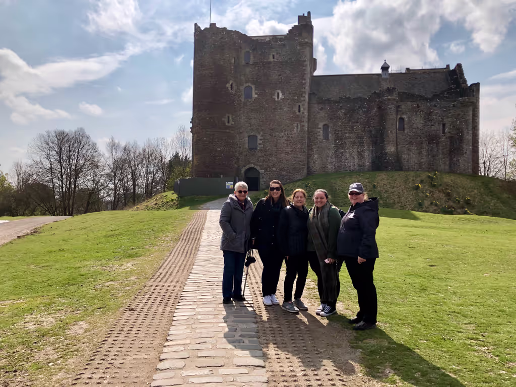 Edinburgh Private Tour - Selfies at Doune Castle