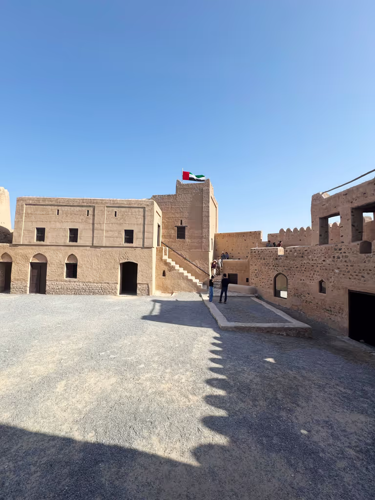 Dubai Private Tour - Al Qurayyah Fort