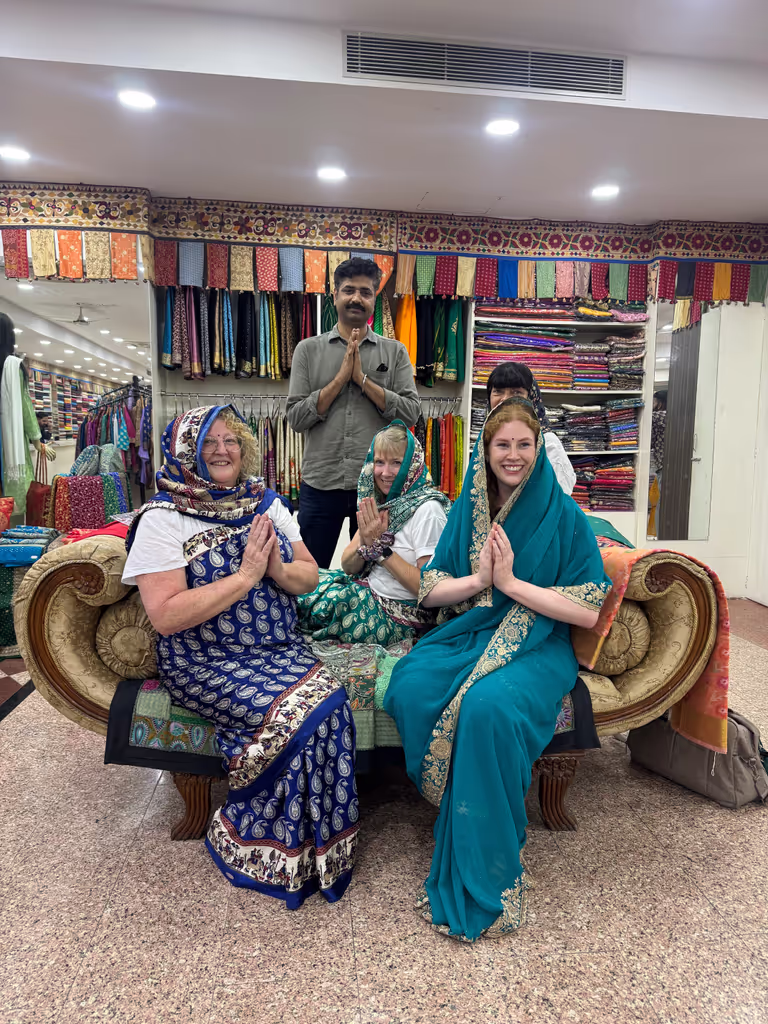 Jaipur Private Tour - Shopping in Jaipur’s colourful local markets