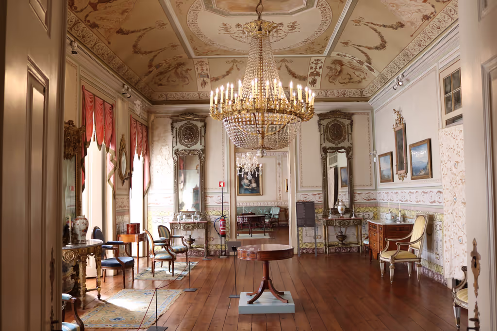 Lisbon Private Tour - Decorative Arts Museum