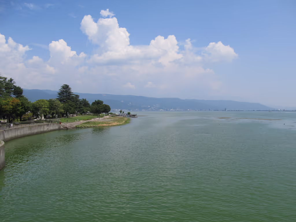 Nagano Private Tour - Lake Suwa