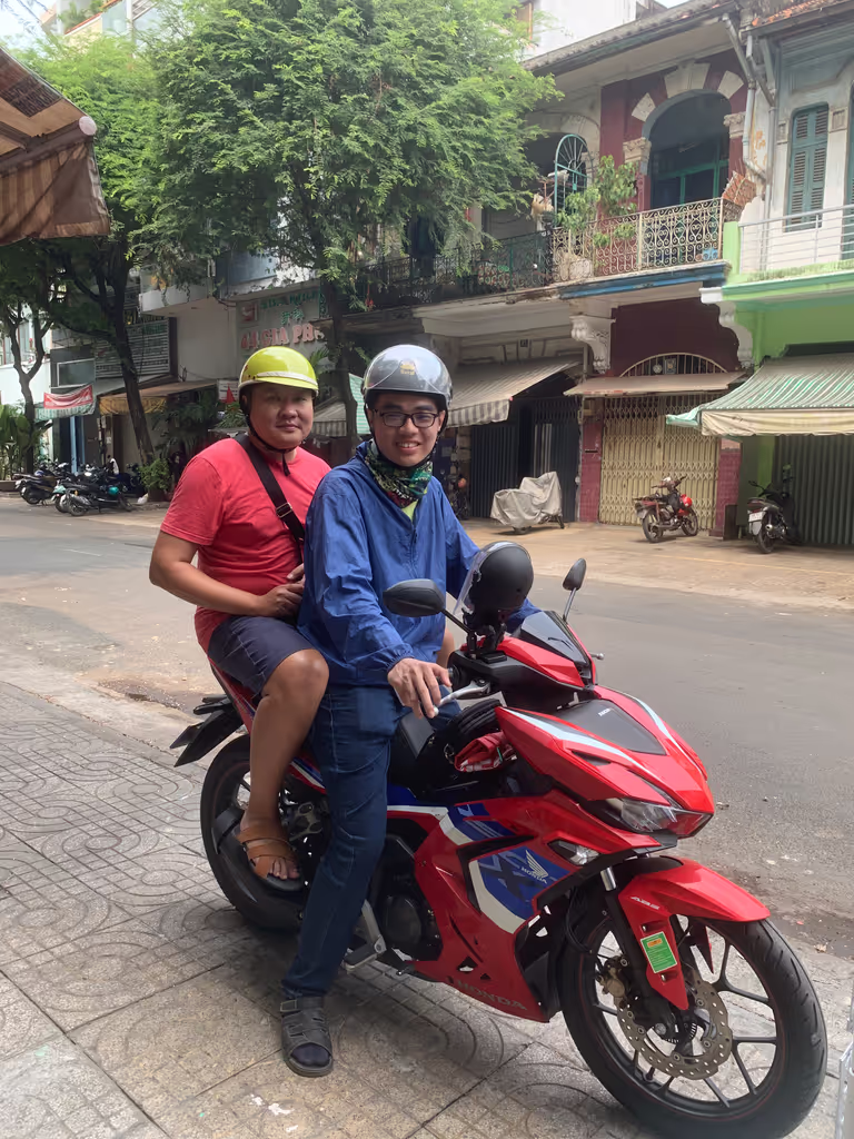 Ho Chi Minh Private Tour - Trust me, going by motorbike is more interesting.