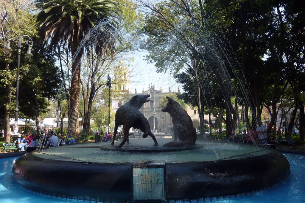 Mexico City Private Tour - Plaza Centenario