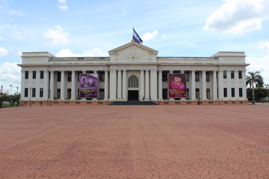 Managua Private Tour - Plaza de la Revolucion