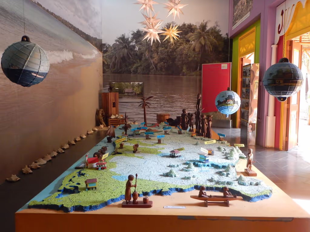 Managua Private Tour - display of an Amazonian indigenous people