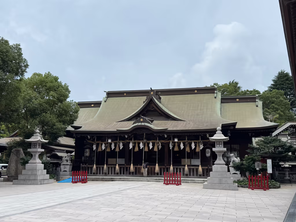 Fukuoka Private Tour - Yasaka Shrine