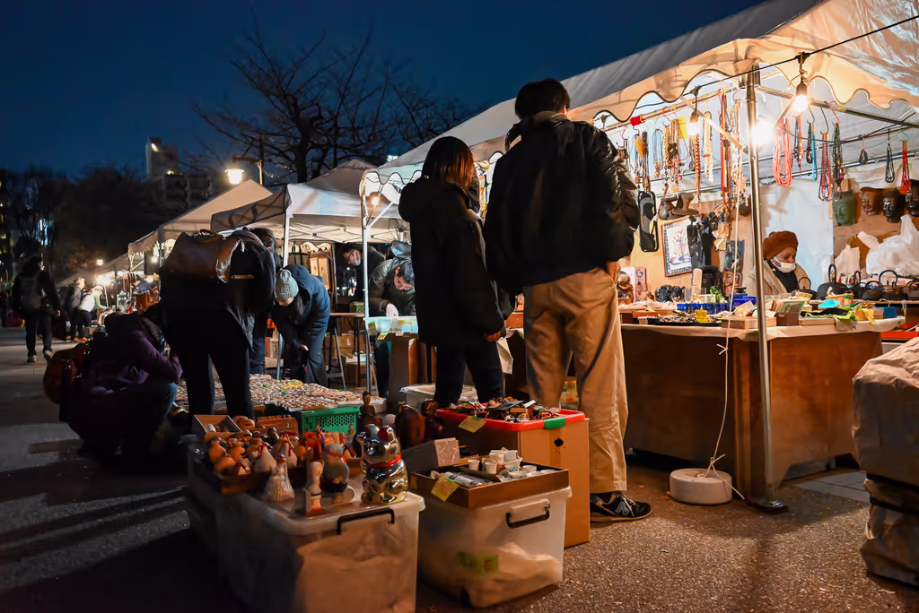 Kanagawa Private Tour - Antique Bazaar