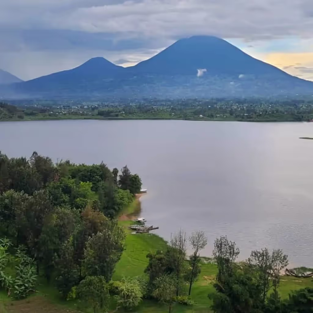 Ruhengeri Private Tour - Breathtaking view of Twin Lakes Ruhondo and Burera