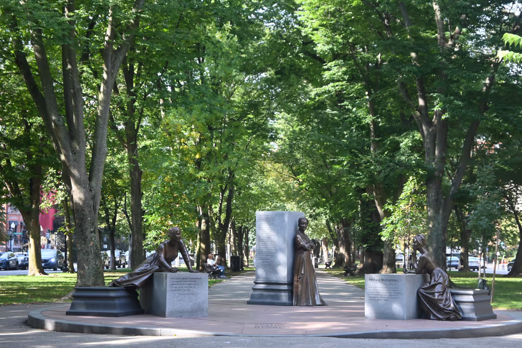 Boston Private Tour - Woman's Memorial