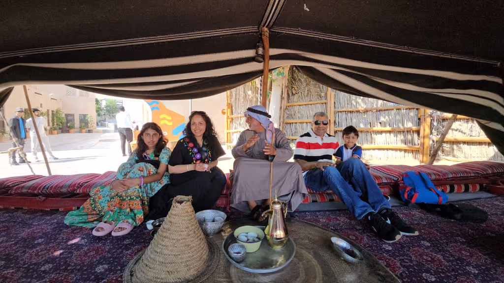 Dubai Private Tour - Bedouin tent in old dubai!