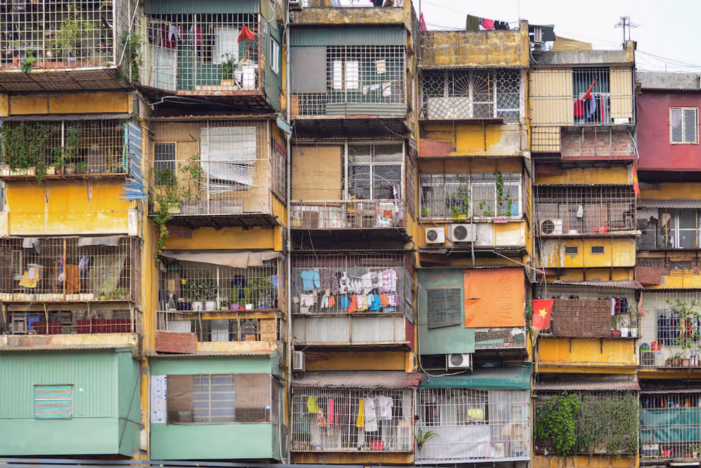 Hanoi Private Tour - Nghia Tan residential complex