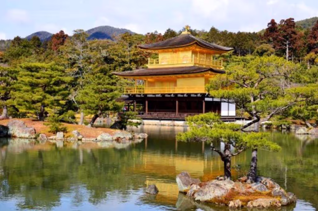 Kyoto Private Tour - Hay que ver el pabellón dorado. Se construyó por el Shogun.