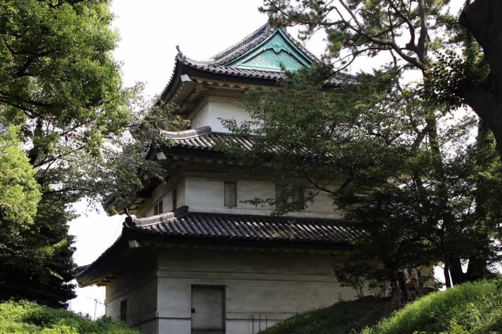 Tokyo Private Tour - 6. Fujimi Turret where the shoguns (Samurai leaders) enjoyed the view of Mt. Fuji in Edo Period after the main tower burned down in 1657.