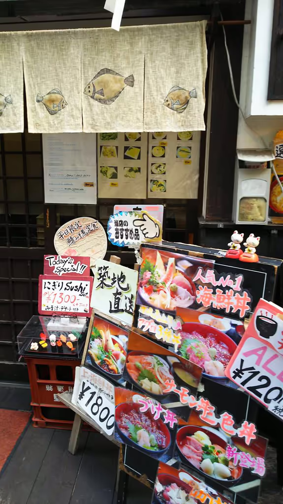 Tokyo Private Tour - There are lots of restaurants in Asakusa