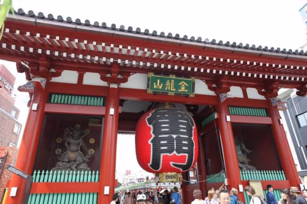 Tokyo Private Tour - Senso-Ji Temple (Thunder gate)