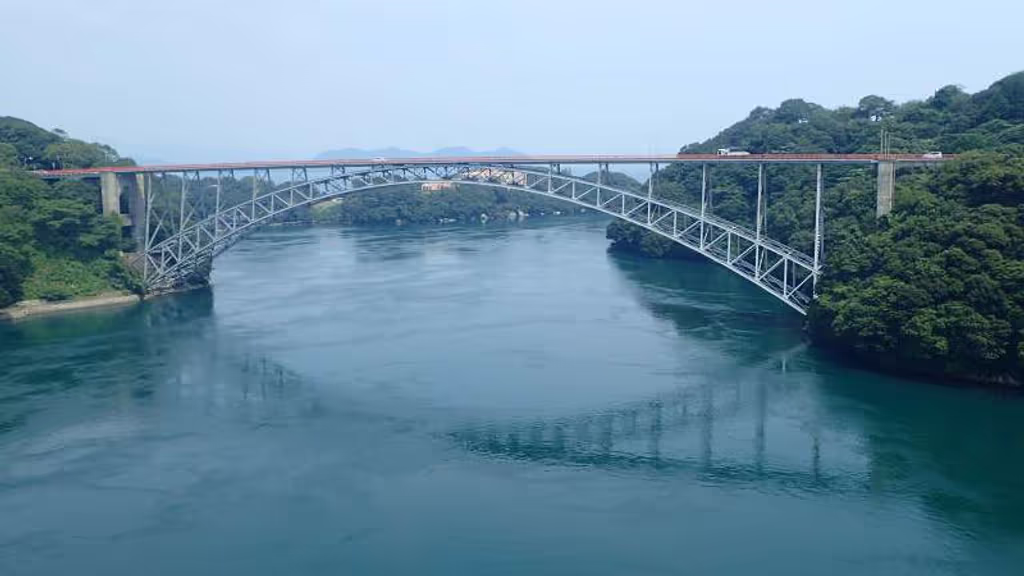 Nagasaki Private Tour - ★SAIKAI Bridge
・Cross over SASEBO city and SAIKAI city
can walk on the sidewalk of the bridge, can observe New SAIKAI Bridge, beautiful scenery of Ohmura Bay and swirling tide.