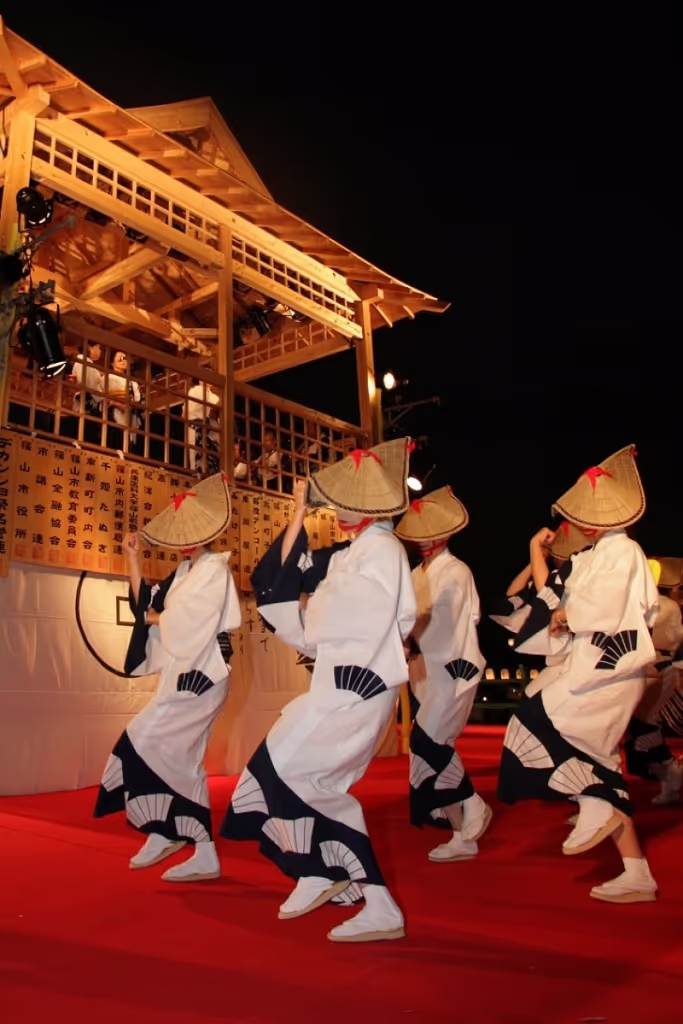Hyogo Private Tour - Dekansho-bushi is a old folk song in this area. Dekansho means Descartes, Kant and Schopenhauer who are German philosphoer. Do you know why?