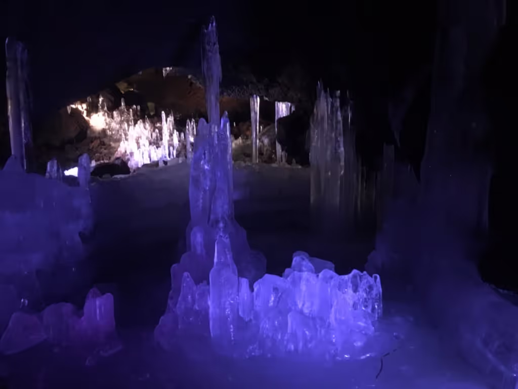 Mount Fuji Private Tour - Inside Fugatsu Fuketsu cave, the stiff and fine lavas accumulated with lots of layers