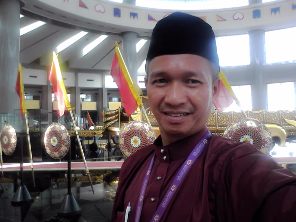 Bandar Seri Begawan Private Tour - Royal Regalia Museum