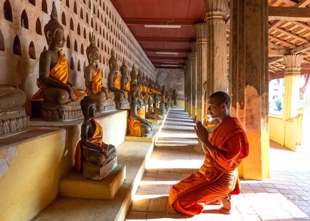 Vientiane Private Tour - Buddhist Monk Praying - Wat Sisaket Temple